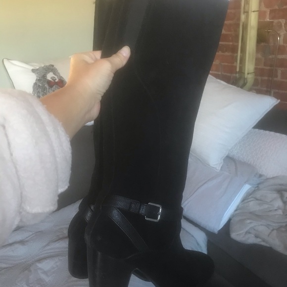 Crown Vintage Boot - Picture 3 of 6